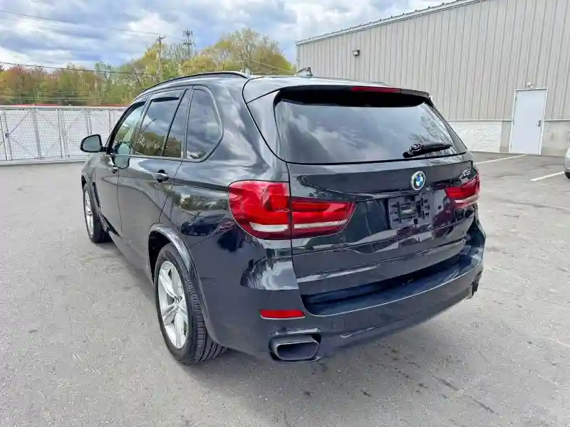 5UXKR6C54F0J74895 2015 BMW X5-1