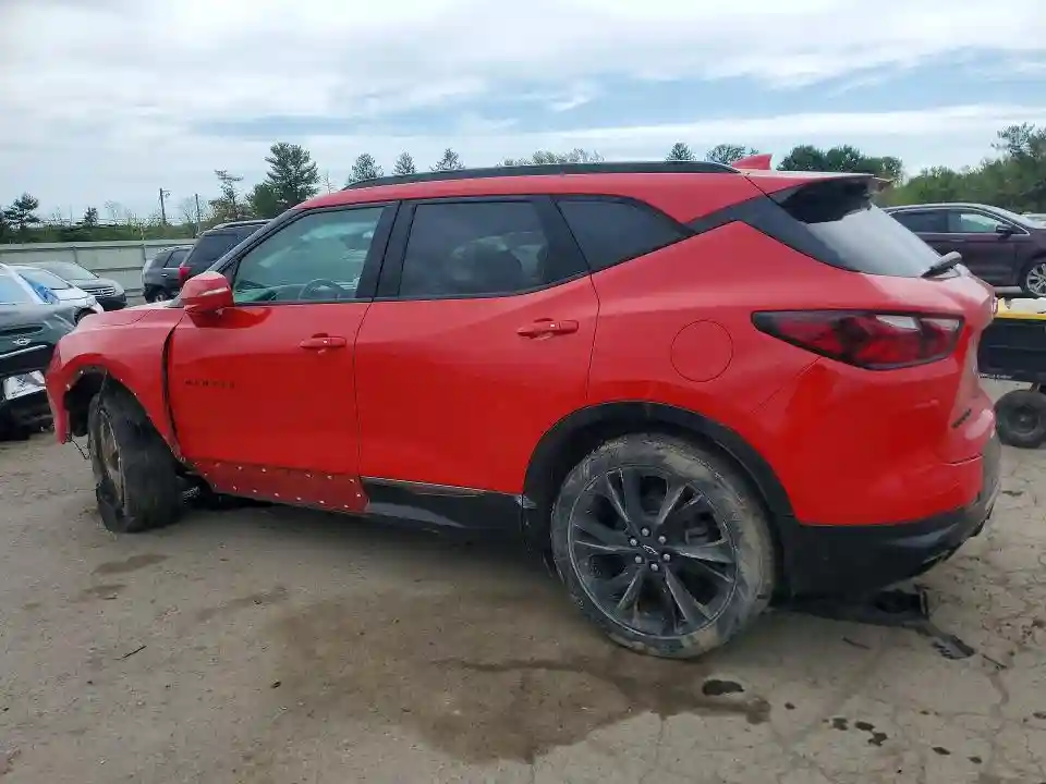 3GNKBJRS0KS571553 2019 CHEVROLET BLAZER-1