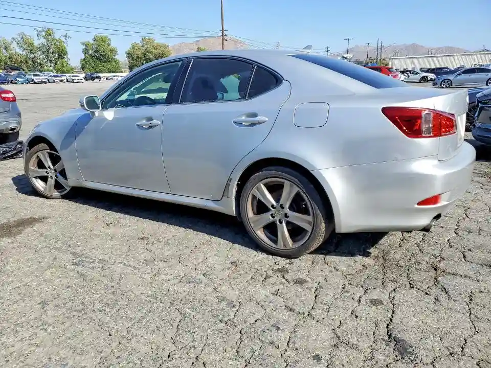 JTHBF5C22B2101838 2011 LEXUS IS-1