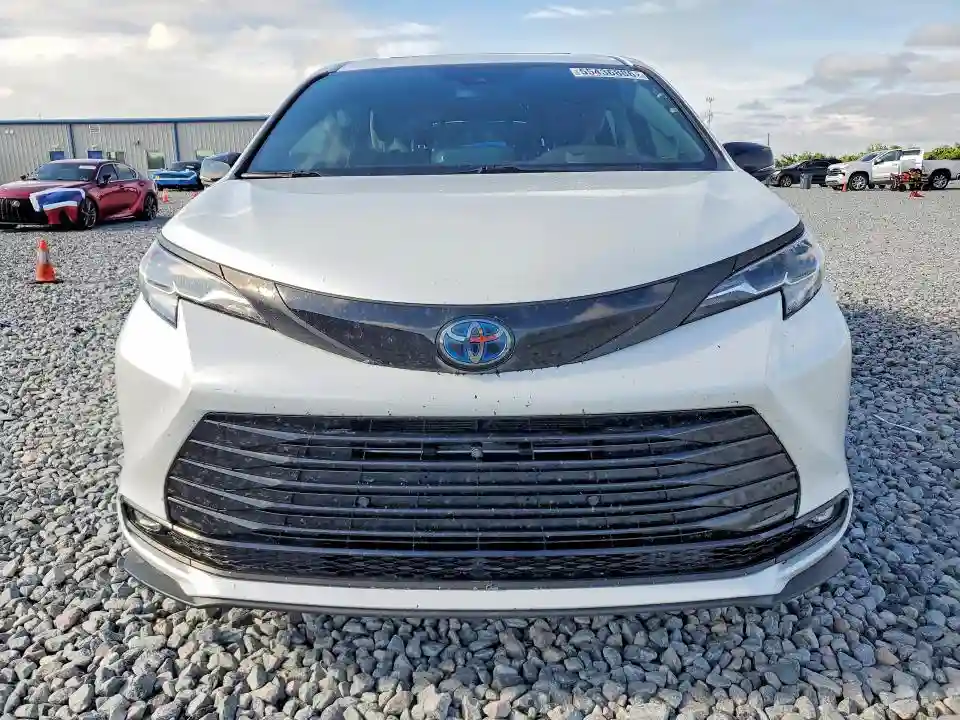 5TDERKEC8NS089329 2022 TOYOTA SIENNA-4