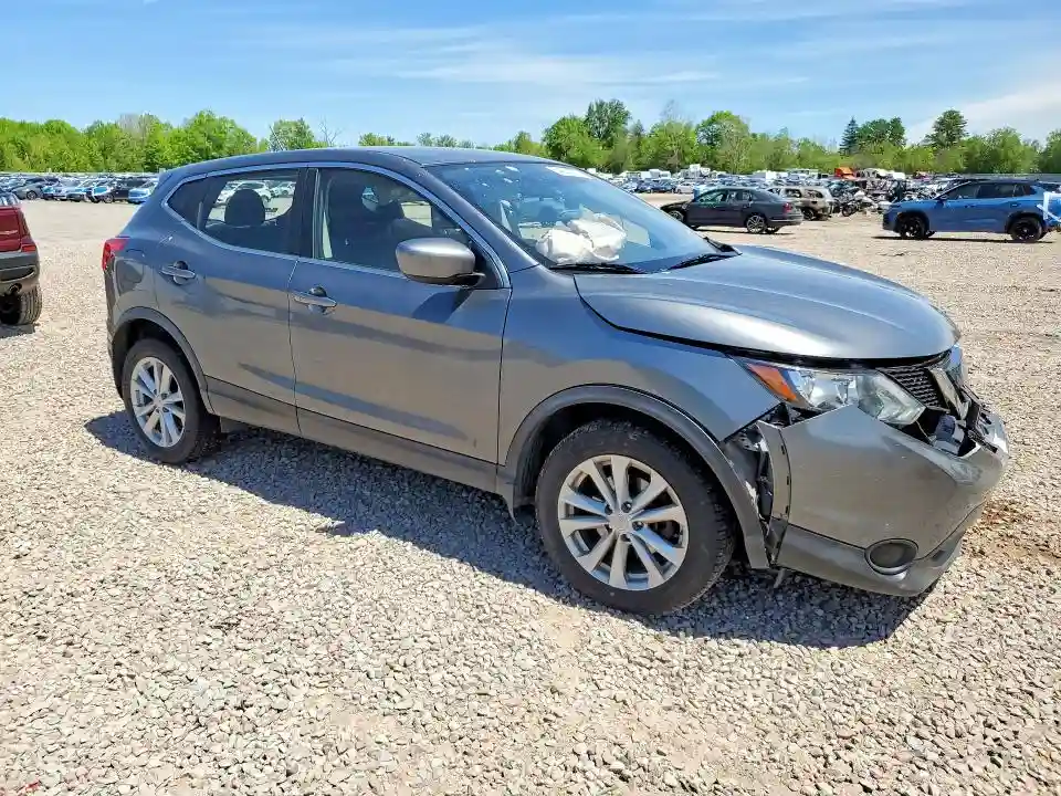 JN1BJ1CR6JW291482 2018 NISSAN ROGUE-3