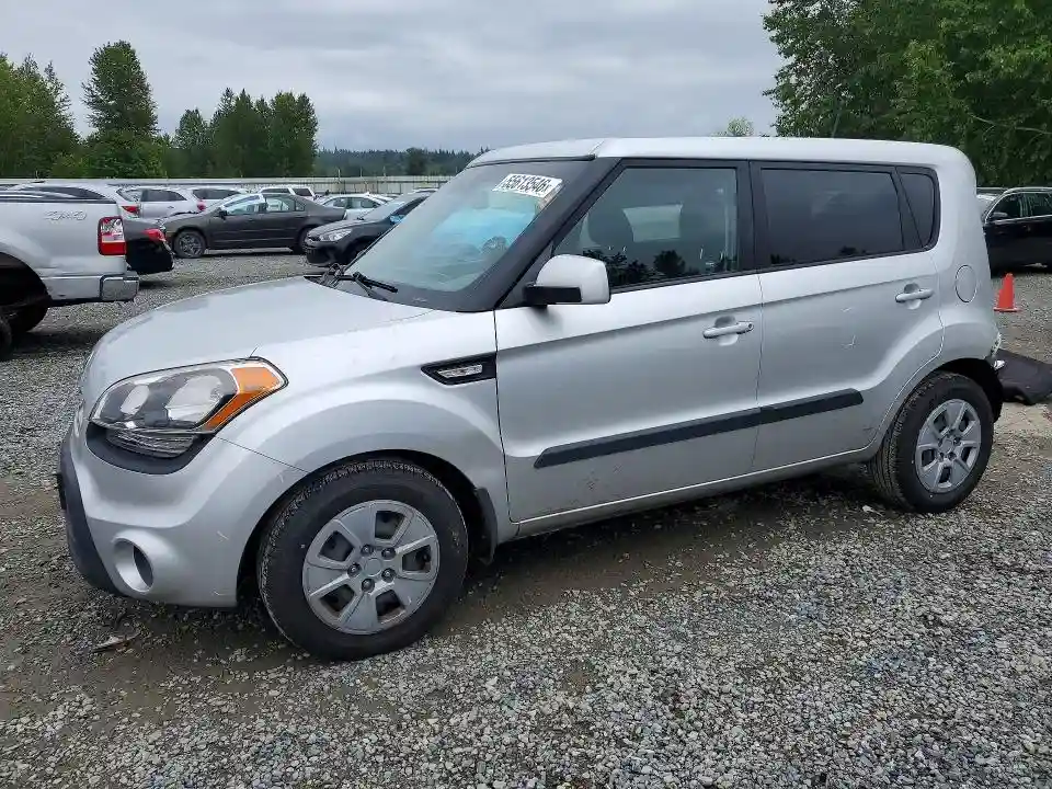 KNDJT2A50D7568800 2013 KIA SOUL-0