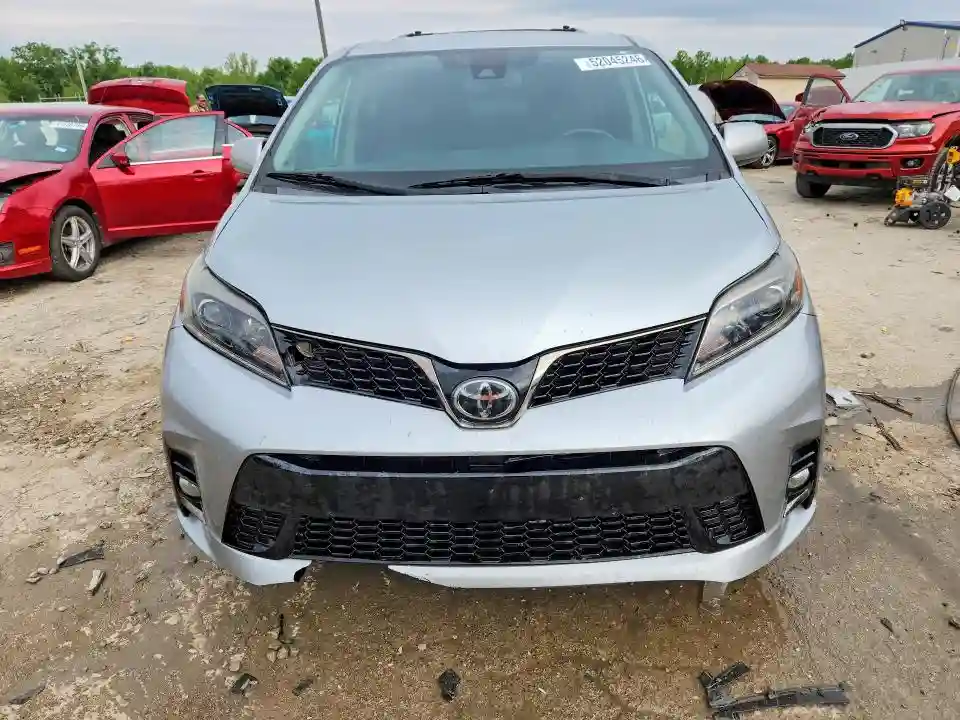 5TDEZ3DC4KS218346 2019 TOYOTA SIENNA-4