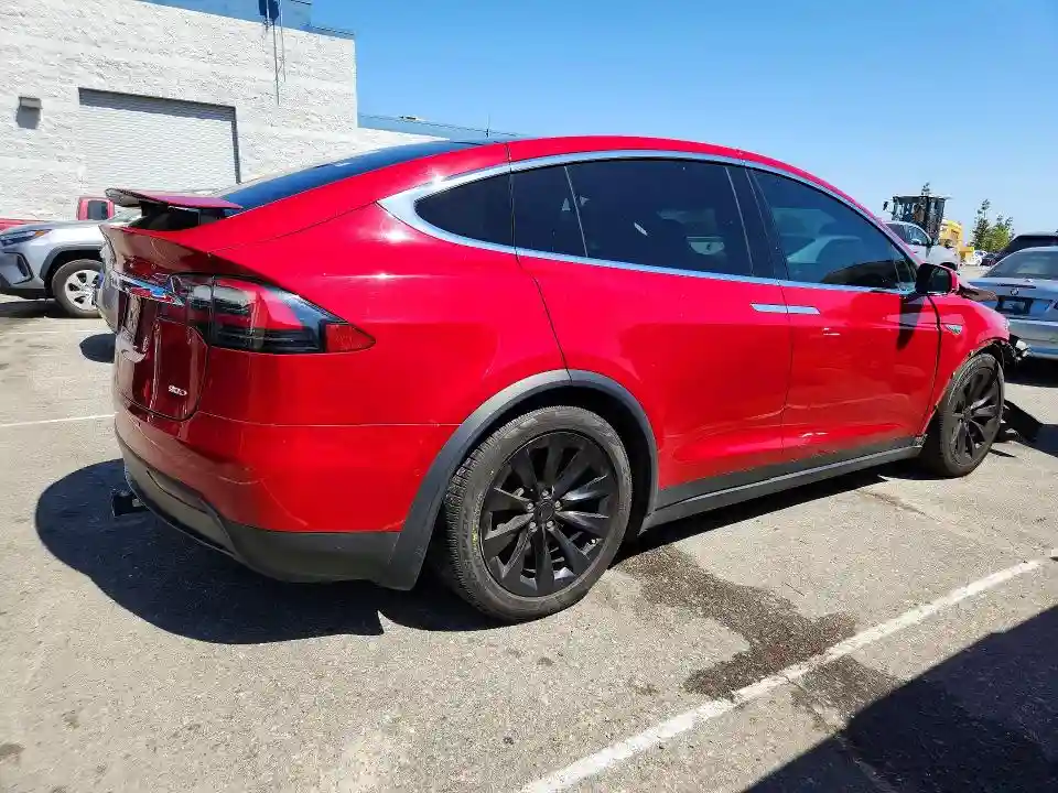 5YJXCBE22GF012352 2016 TESLA MODEL X-2