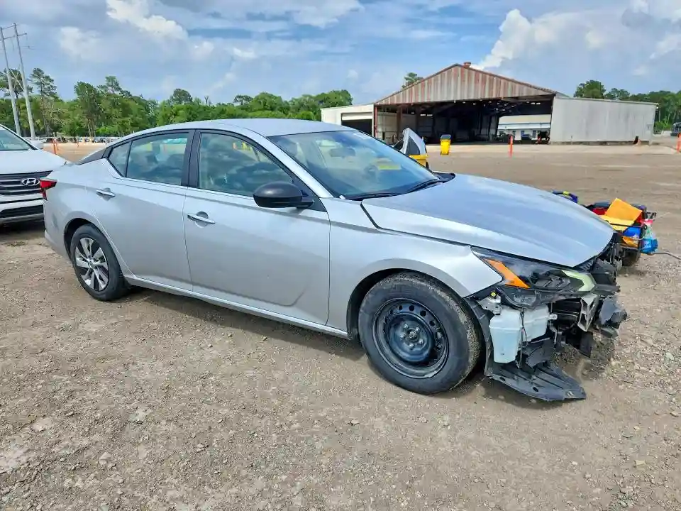 1N4BL4BV8RN347050 2024 NISSAN ALTIMA-3