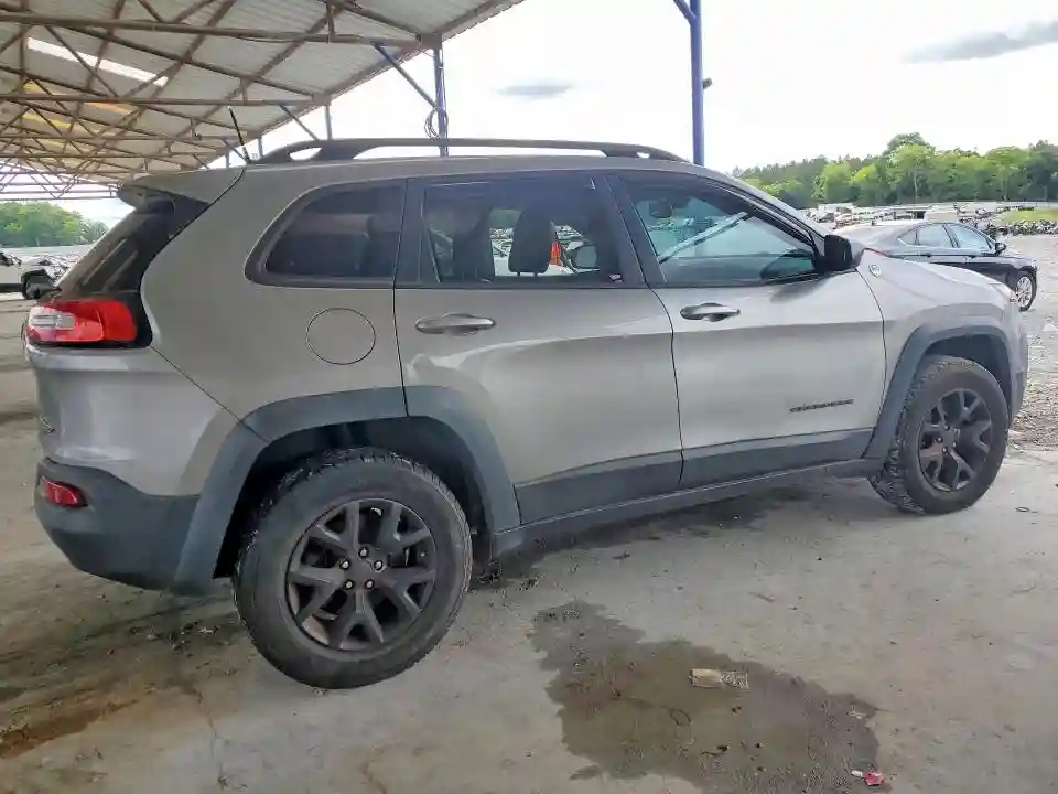 1C4PJMBS8HW538651 2017 JEEP CHEROKEE-2