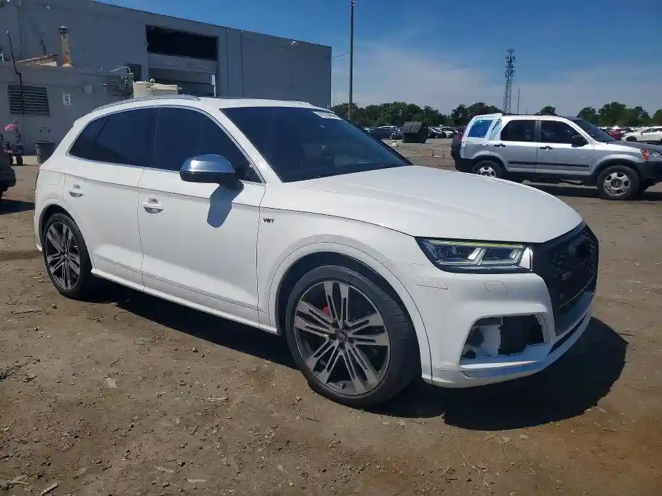 WA1C4AFY9J2071539 2018 AUDI SQ5-3