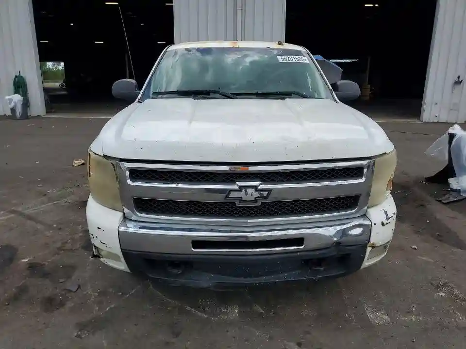 1GCRKSE35BZ261512 2011 CHEVROLET SILVERADO-4