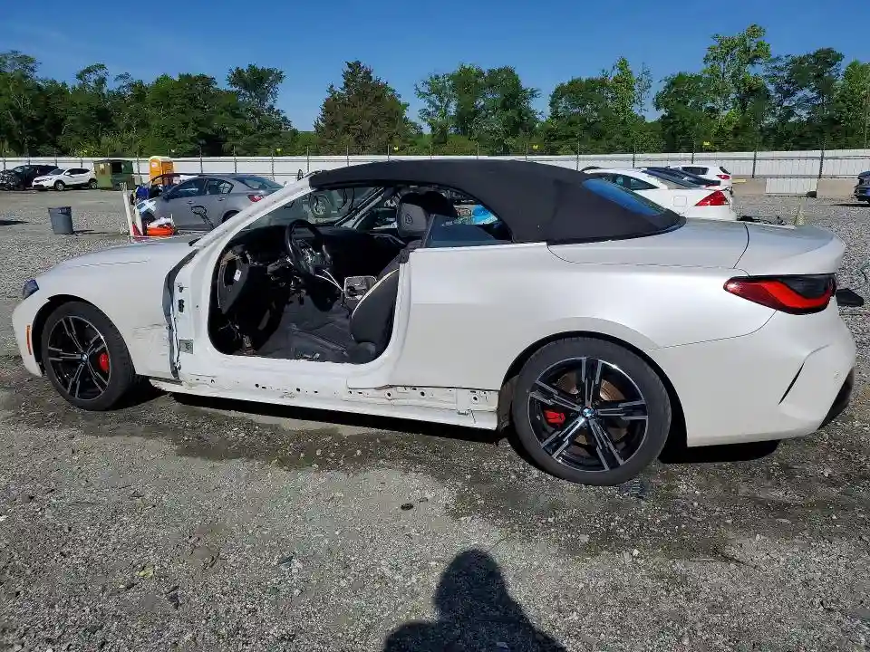 WBA53AT01NCJ15062 2022 BMW M4-1
