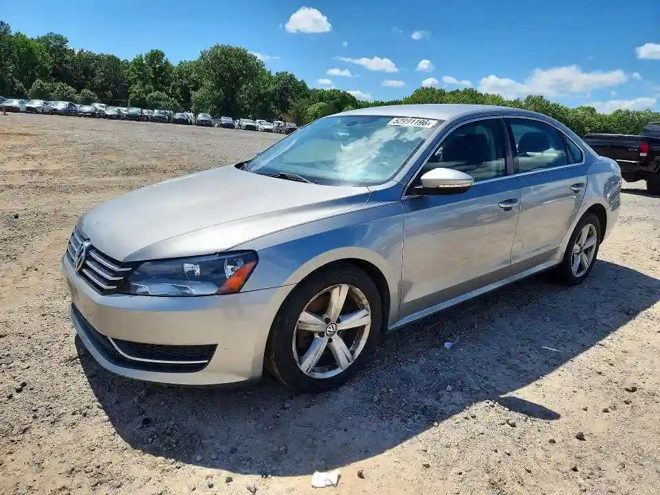 1VWBP7A37CC089569 2012 VOLKSWAGEN PASSAT-0