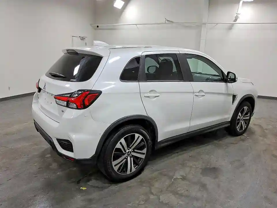JA4ARUAU5MU012995 2021 MITSUBISHI OUTLANDER-2