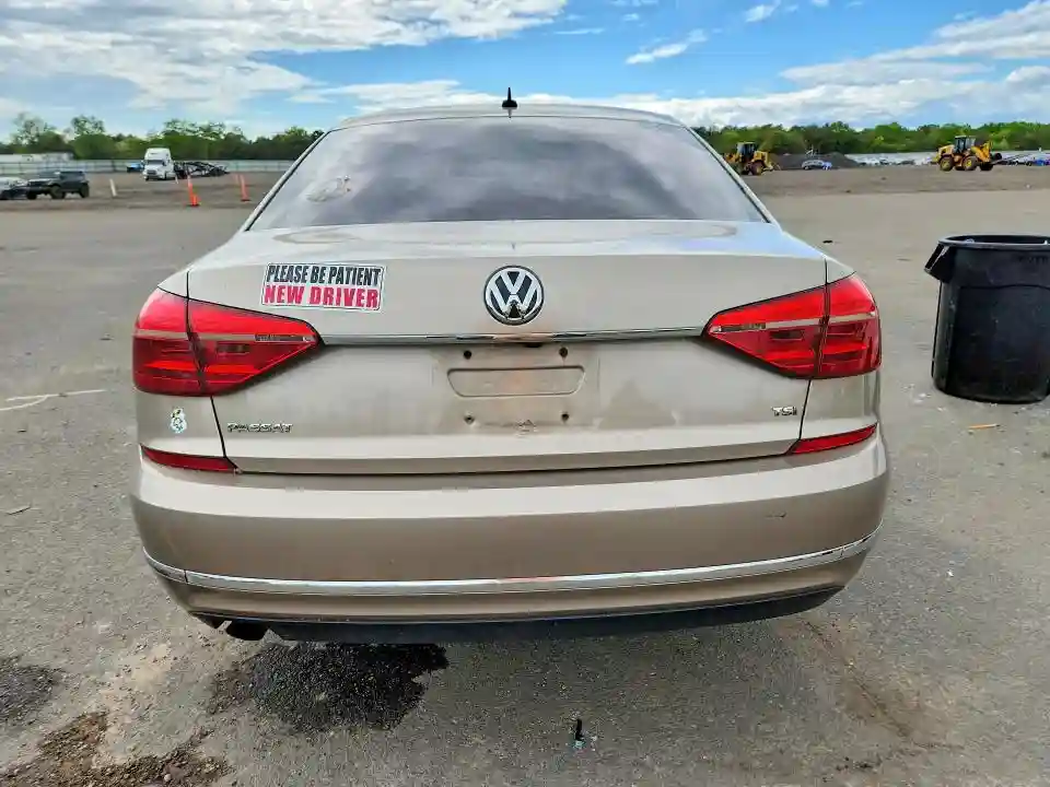 1VWAT7A30GC011874 2016 VOLKSWAGEN PASSAT-5
