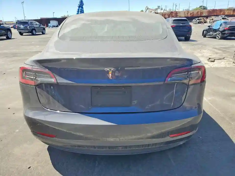 5YJ3E1EA0PF625161 2023 TESLA MODEL 3-5