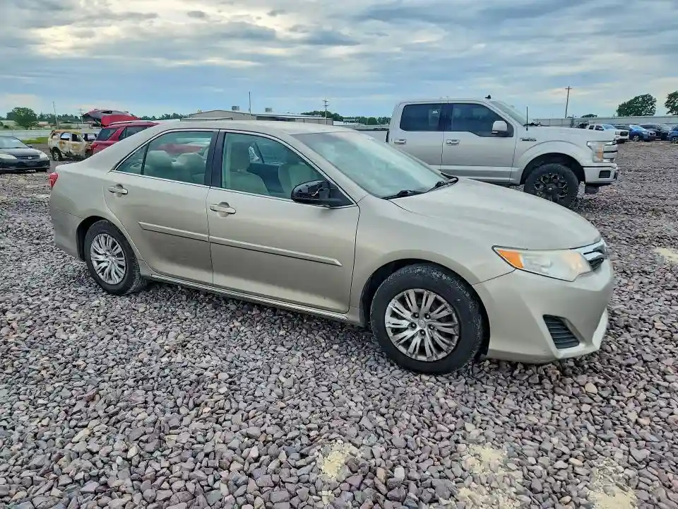 4T4BF1FK2ER383642 2014 TOYOTA CAMRY-3