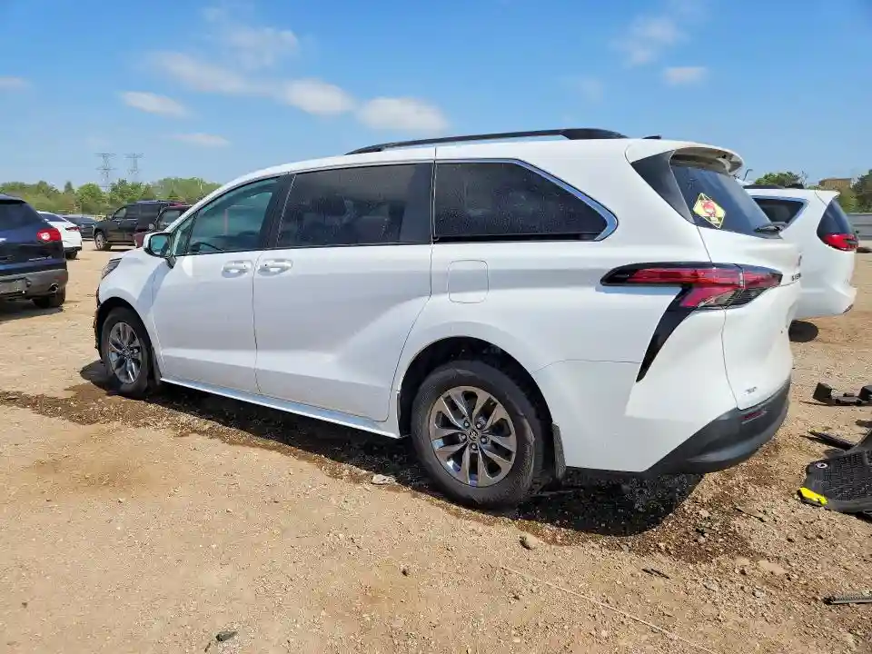 5TDKSKFC5NS058559 2022 TOYOTA SIENNA-1