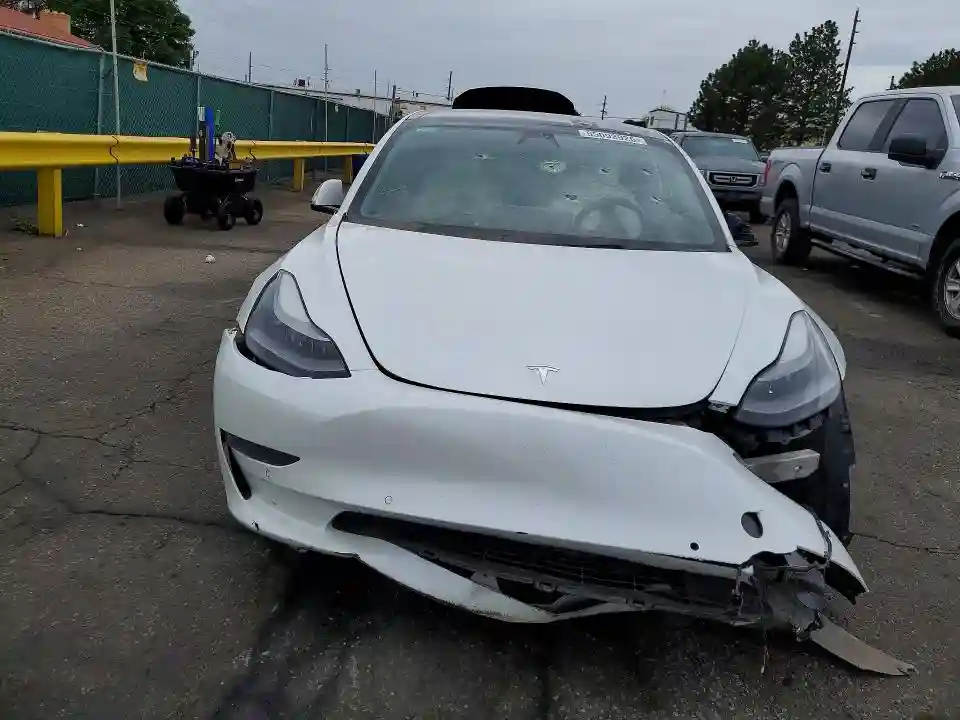 5YJ3E1EAXMF096720 2021 TESLA MODEL 3-4