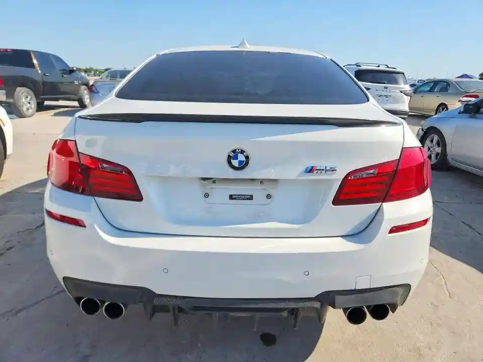 WBSFV9C53DC772996 2013 BMW M5-5