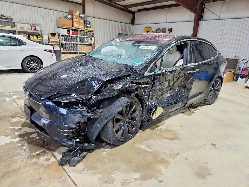 5YJXCBE26LF261148 2020 TESLA MODEL X-0