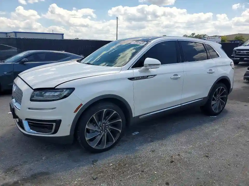2LMPJ8L92KBL61381 2019 LINCOLN NAUTILUS-0
