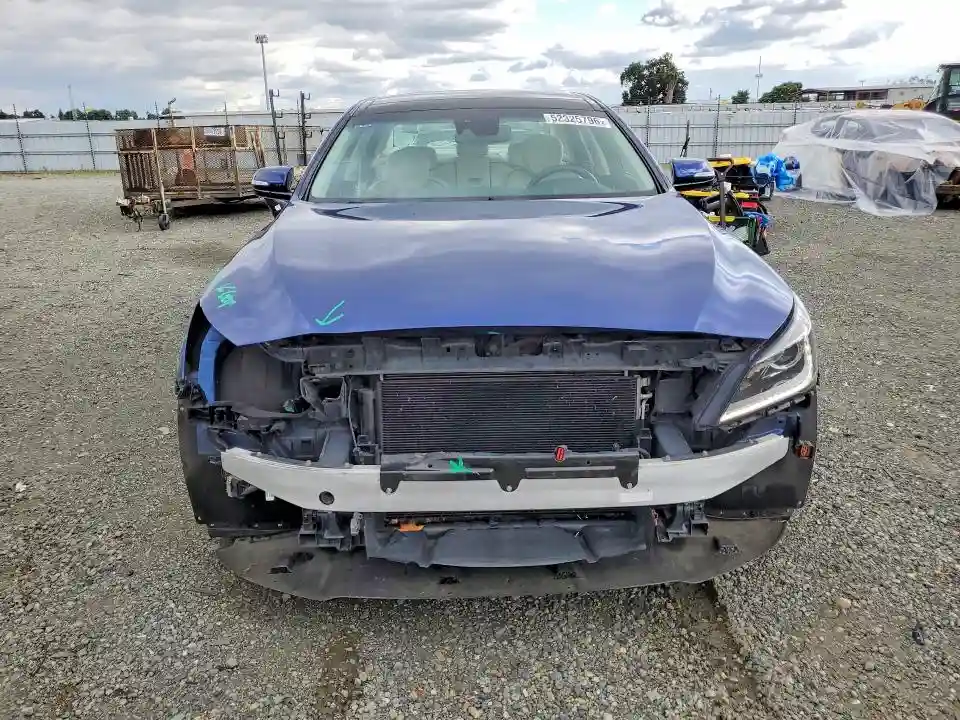 KMHGN4JEXGU138984 2016 HYUNDAI GENESIS-4