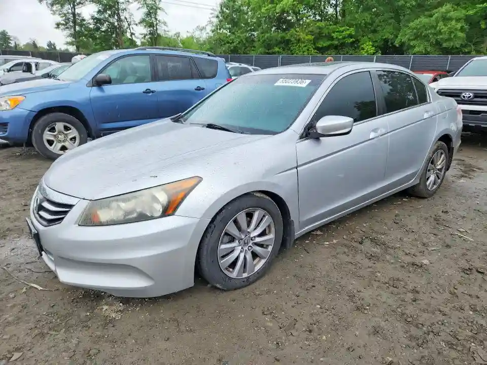 1HGCP2E74BA095607 2011 HONDA ACCORD-0
