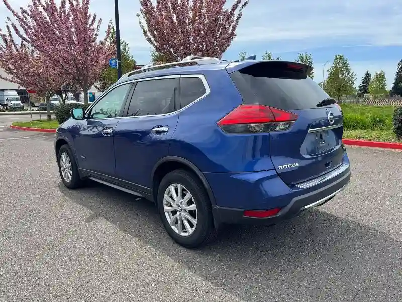 5N1ET2MV3HC813398 2017 NISSAN ROGUE-2