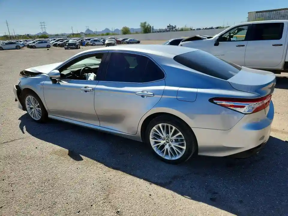 4T1B21HK9JU002107 2018 TOYOTA CAMRY SOLA-1