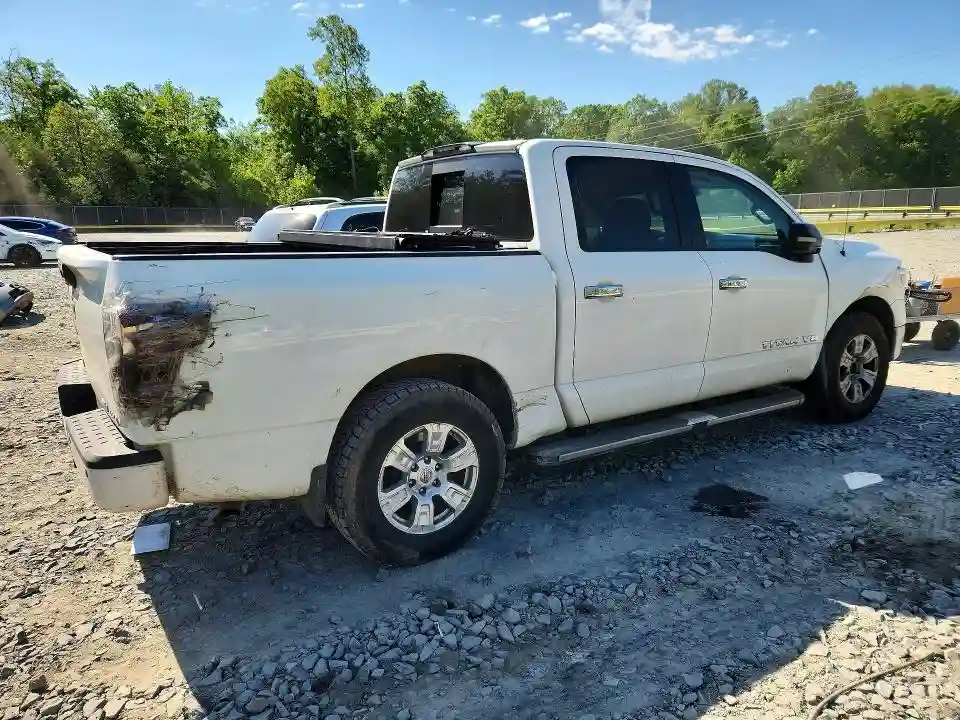 1N6AA1E55JN511863 2018 NISSAN TITAN-2