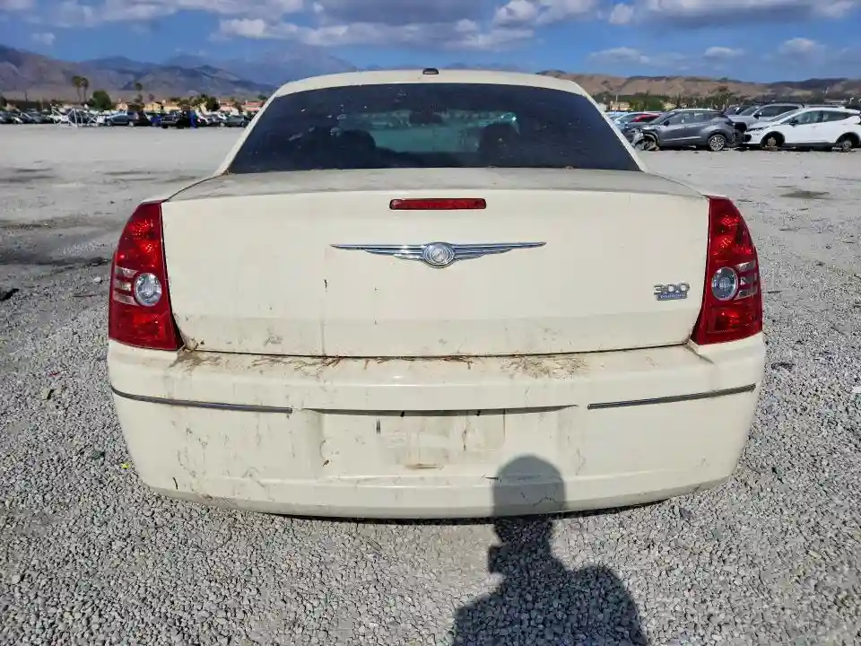 2C3CA5CV3AH325841 2010 CHRYSLER 300-5