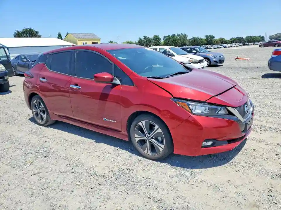 1N4AZ1CP1JC308437 2018 NISSAN LEAF-3