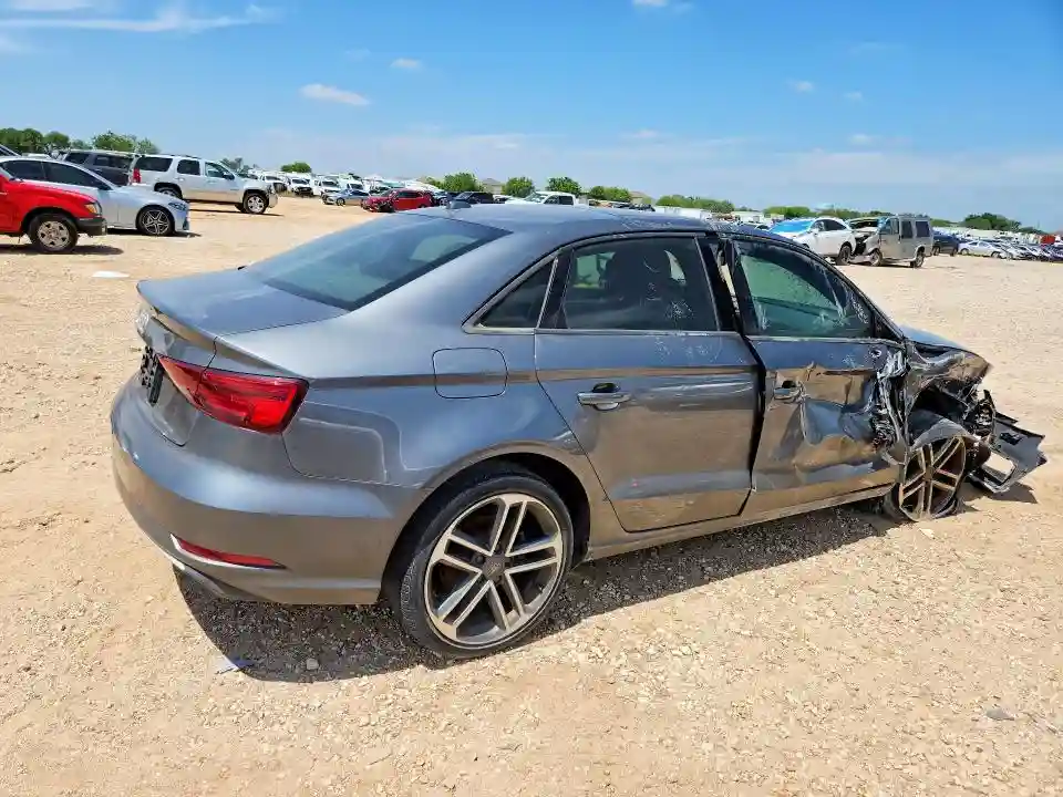 WAUAUGFF1J1060889 2018 AUDI A3-2