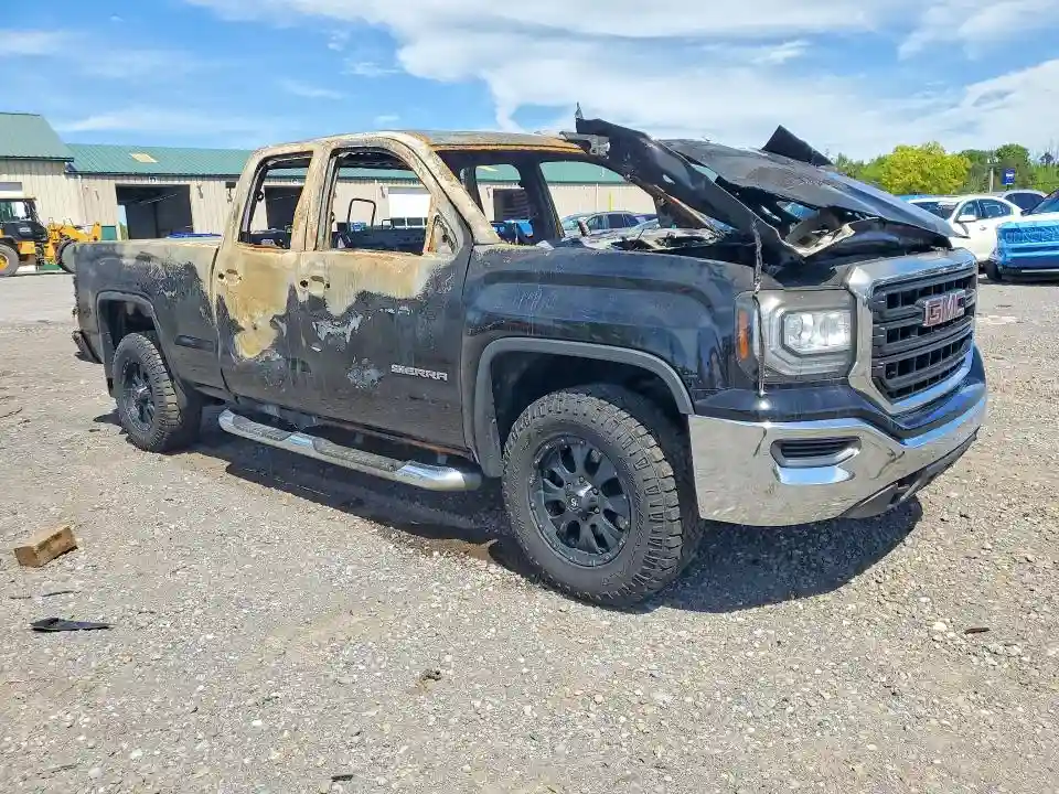 1GTV2LEC8JZ284219 2018 GMC SIERRA-3