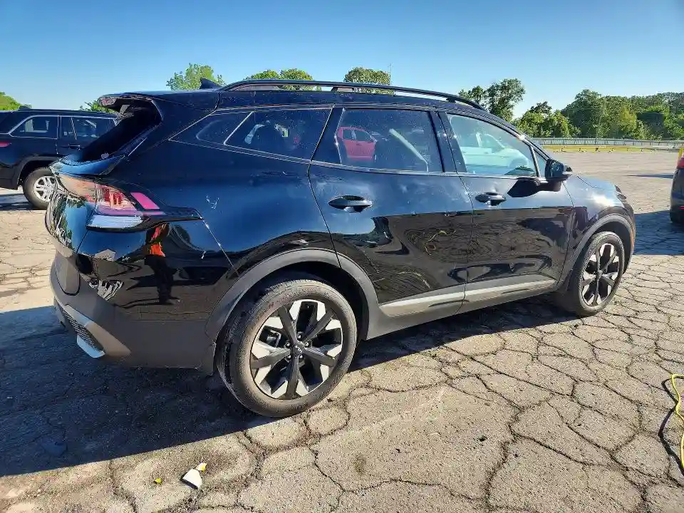 5XYK6CAF2PG136050 2023 KIA SPORTAGE-2