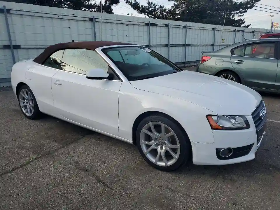 WAUAFAFH9BN017341 2011 AUDI A5-3