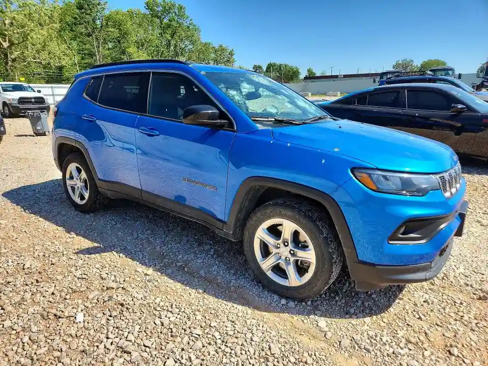 3C4NJDBNXRT595054 2024 JEEP COMPASS-3