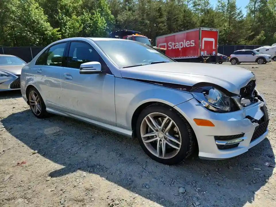 WDDGF8AB9DR300882 2013 MERCEDES-BENZ C-CLASS-3