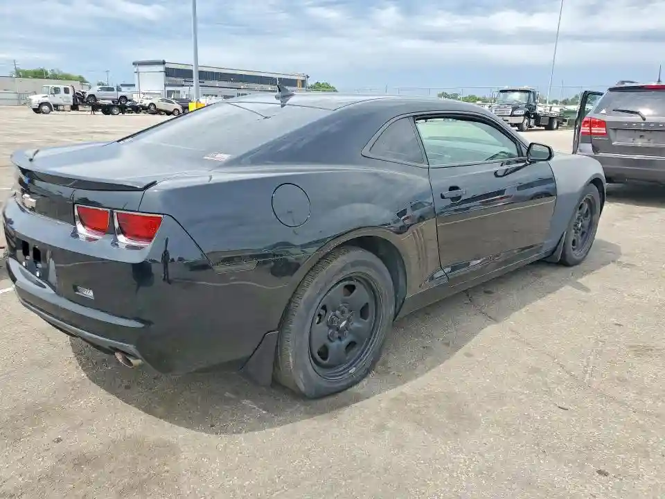 2G1FE1E36D9216122 2013 CHEVROLET CAMARO-2
