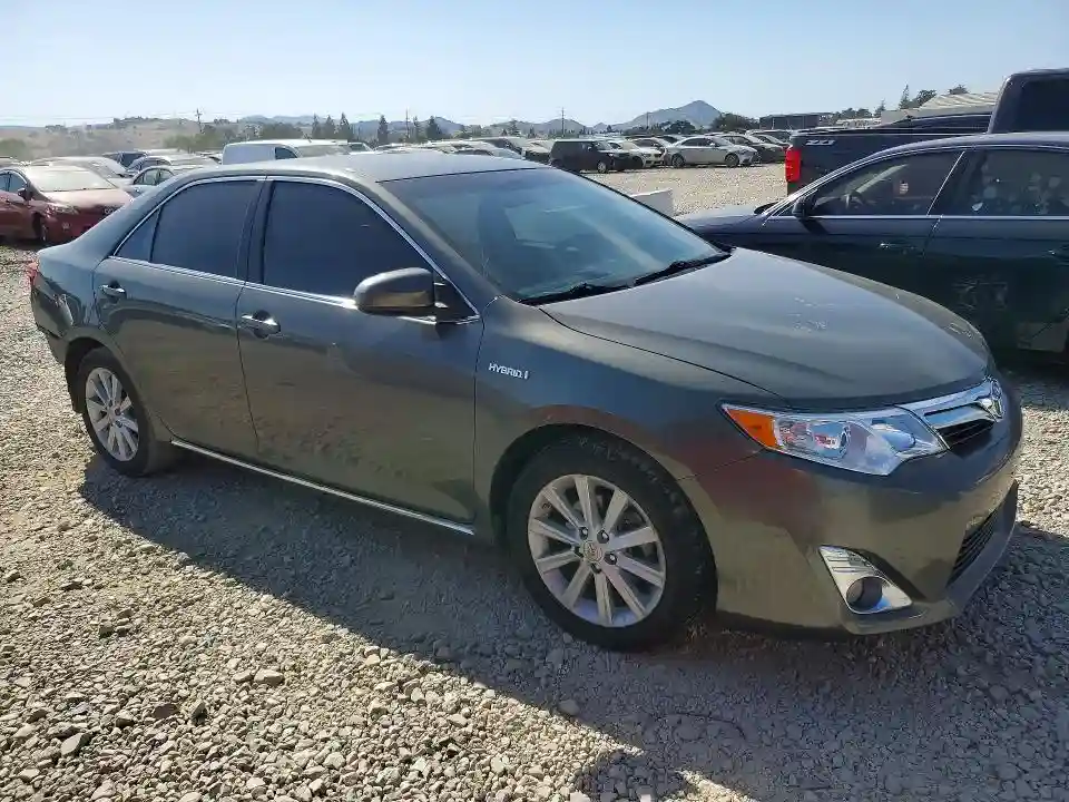 4T1BD1FK2CU034140 2012 TOYOTA CAMRY SOLA-3