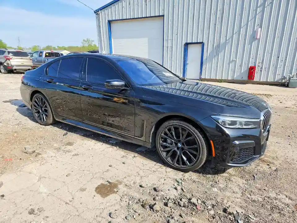 WBA7R8C0XLBM58374 2020 BMW 7 SERIES-3