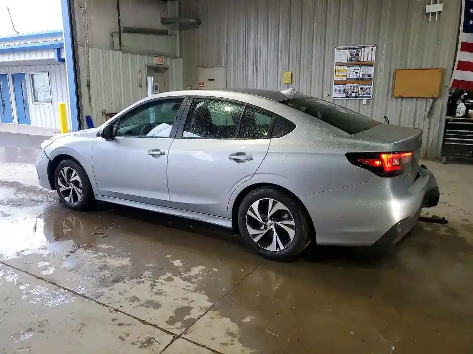 4S3BWAF60S3030092 2025 SUBARU LEGACY-1