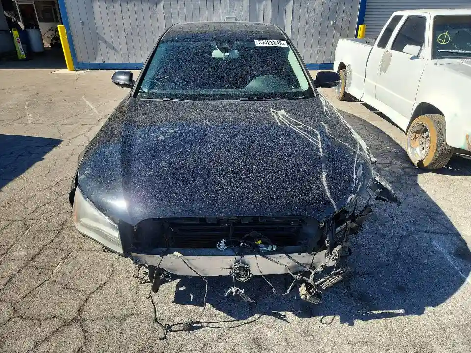 WAURVAFD0BN010541 2011 AUDI A8-4