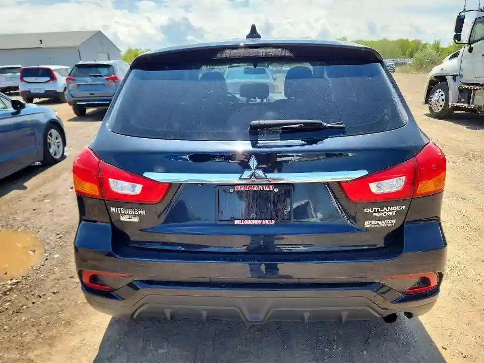 JA4AP3AU4KU030689 2019 MITSUBISHI OUTLANDER-5