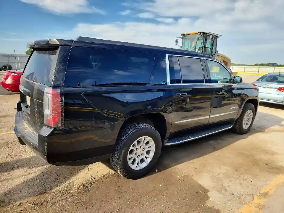 1GKS2GKC0JR249998 2018 GMC YUKON-2