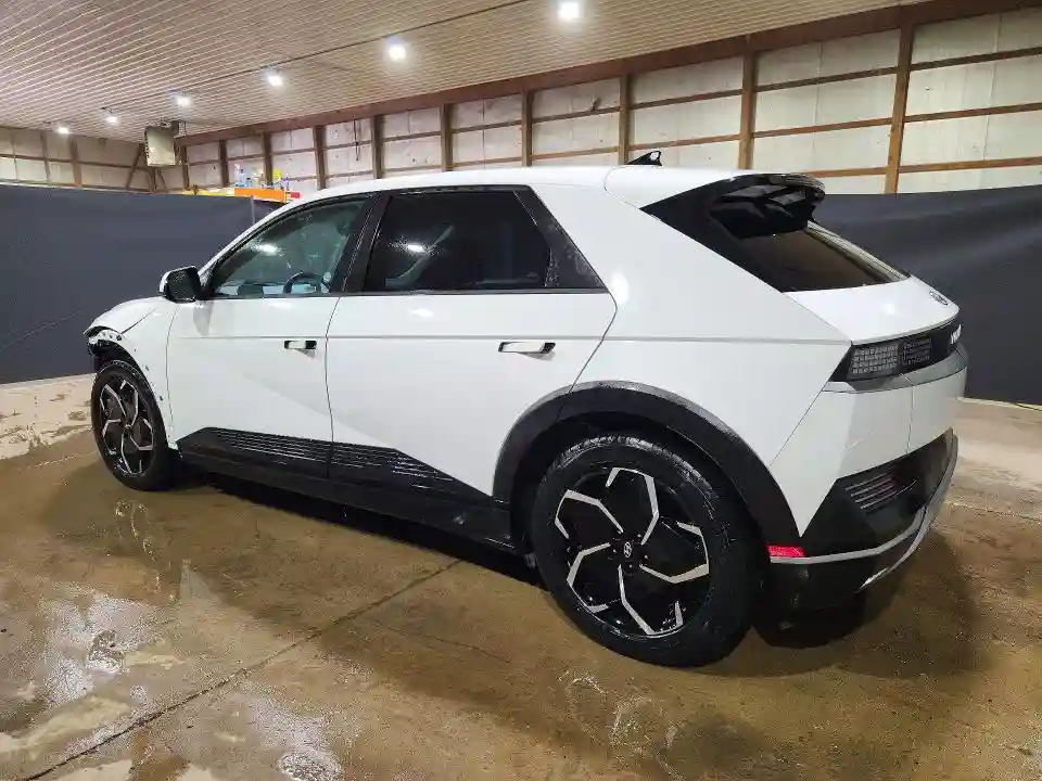KM8KNDAFXPU218644 2023 HYUNDAI IONIQ-1