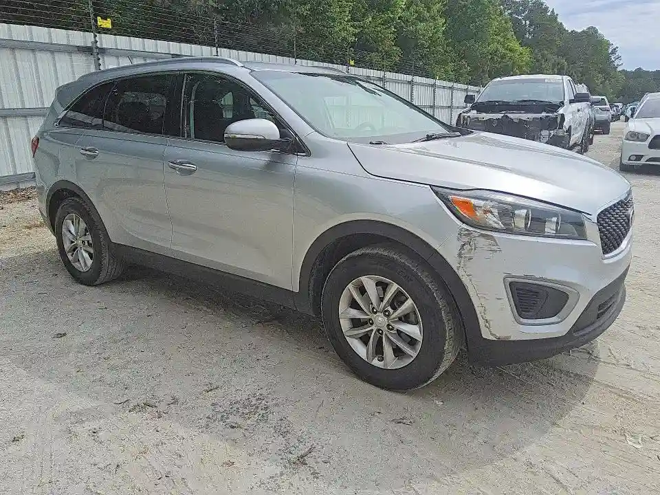5XYPG4A32HG265809 2017 KIA SORENTO-3