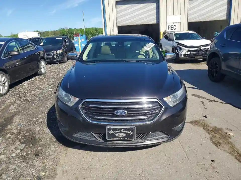 1FAHP2F84DG137582 2013 FORD TAURUS-4