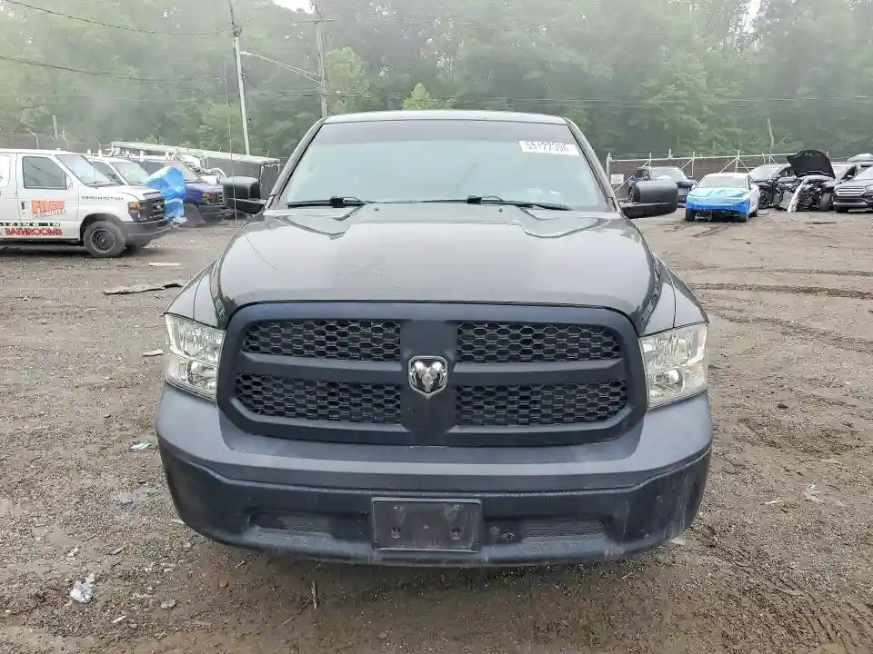 1C6RR7FT3KS547513 2019 RAM 1500-4