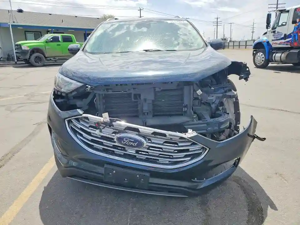 2FMPK4J97NBA88432 2022 FORD EDGE-4