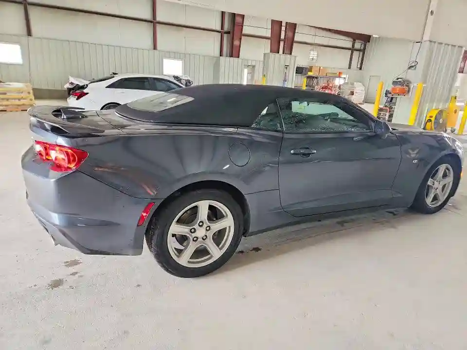 1G1FB3DX8M0141796 2021 CHEVROLET CAMARO-2