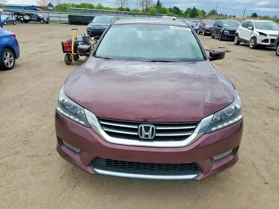 1HGCR3F8XDA000963 2013 HONDA ACCORD-4